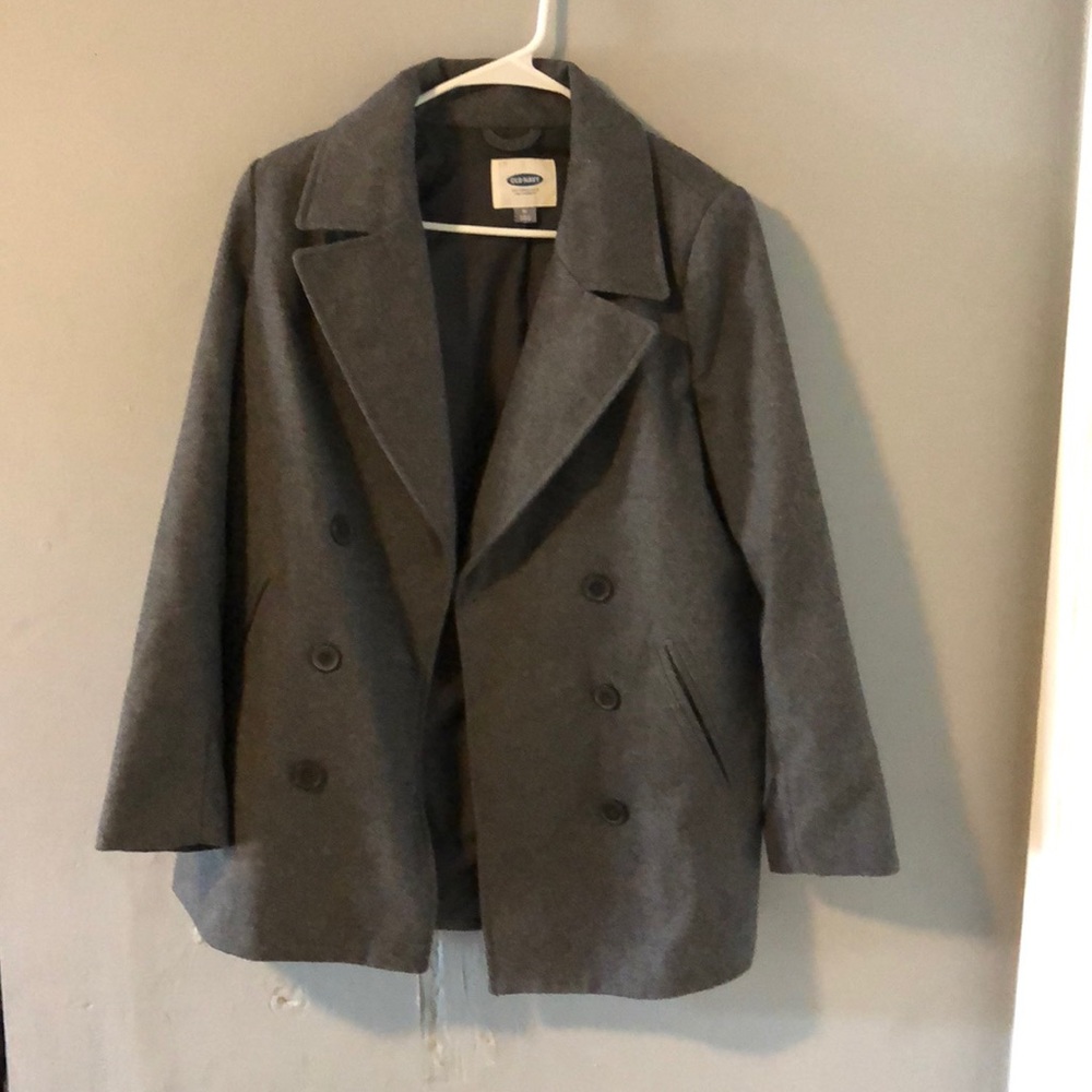 Grey woman’s pea coat